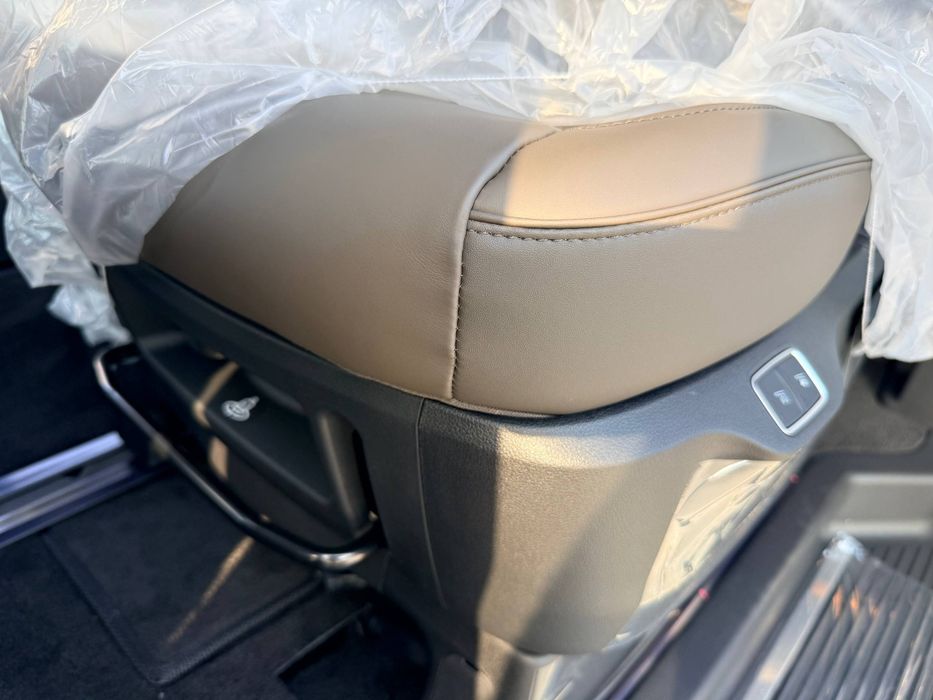 Hyundai Staria 1.6T Hybrid Lounge Inspiration