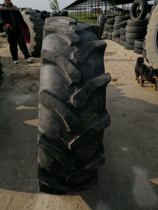 Anvelopa 12.4 R24
