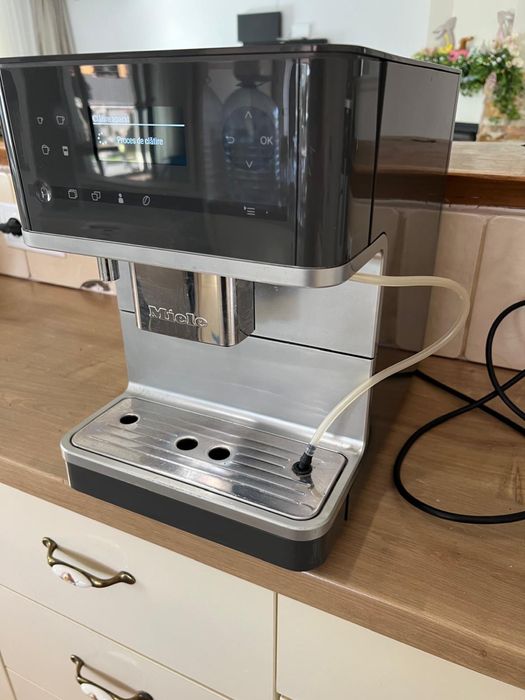 Espressor Miele aparat cafea