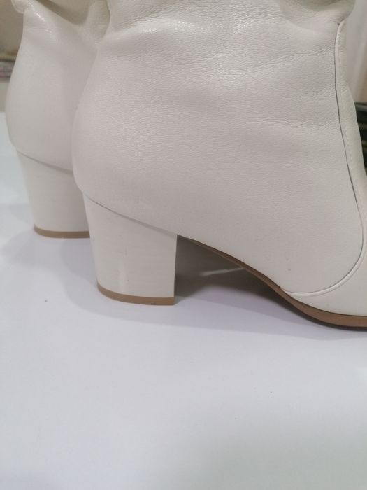 Сапоги демисезонные белые