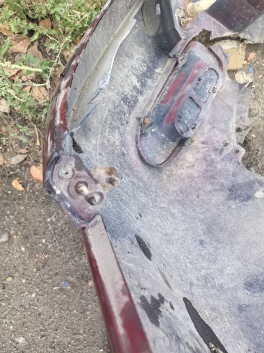 Мазда Кронос, бампер передний