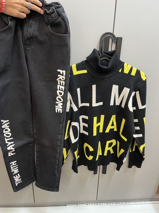 Кроссовки, одежда на подростка