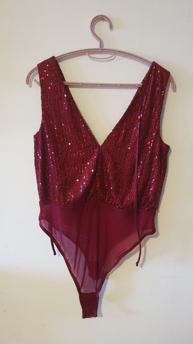 Body cu paiete marime 40