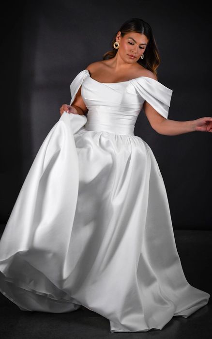 Продавам булчинска рокля