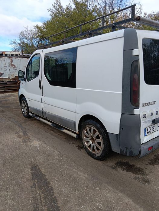 RENAULT Trafic 2004 — imagine 3