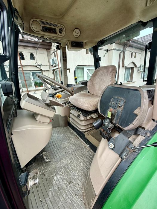 Tractor John Deere 6100