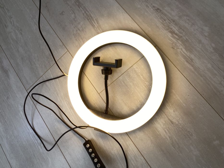 Лампа без штатива