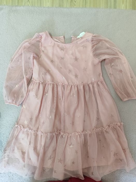 Рокли за момиче - различни размери