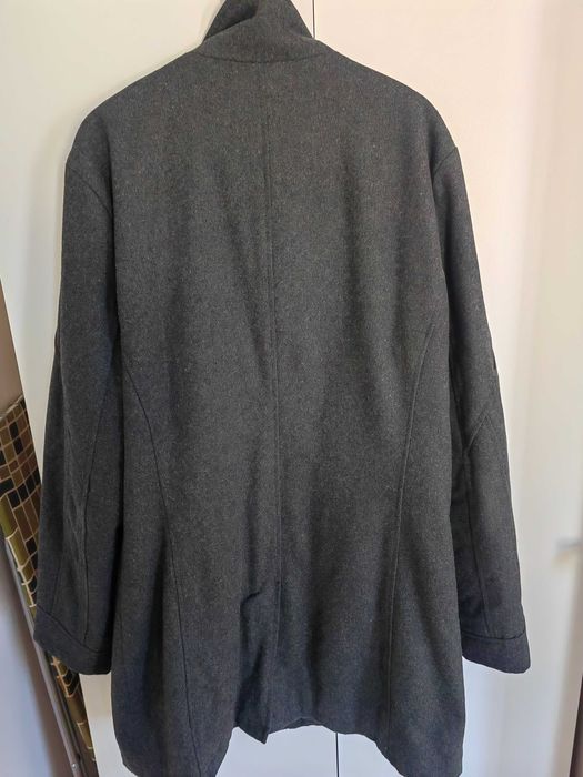 Мъжко вълнено палто L размер