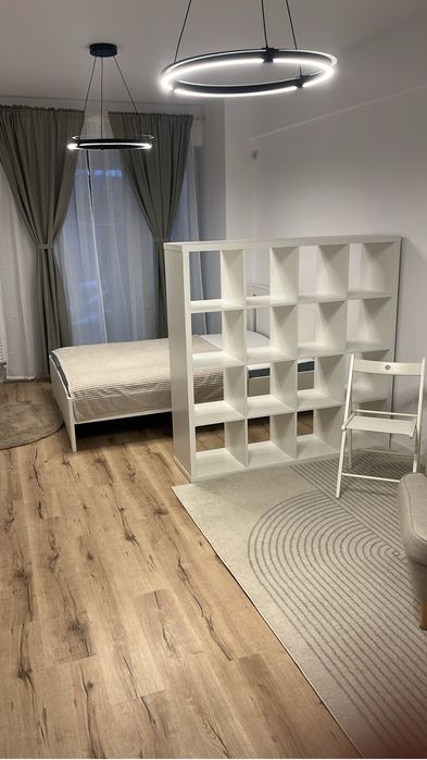 Inchiriez garsoniera central residence