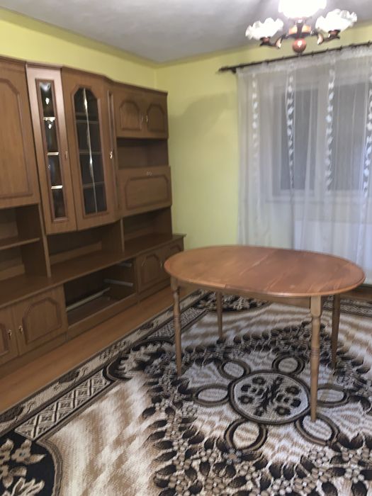 Set mobilier, canapea si masa