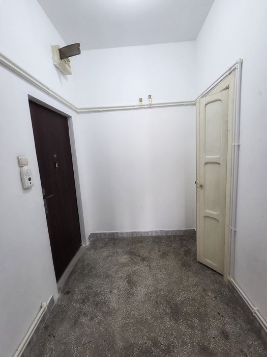 Apartament 2 camere de vânzare  în Nehoiu