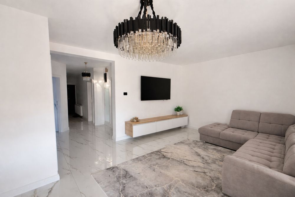 Casa moderna complet utilata