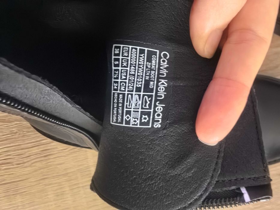 Боти Calvin Klein