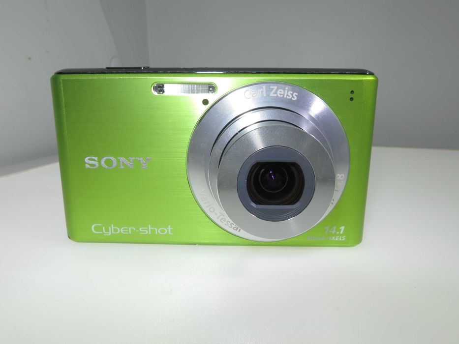 Sony Cyber-shot W530 компактен цифров фотоапарат дигитална камера НОВ!