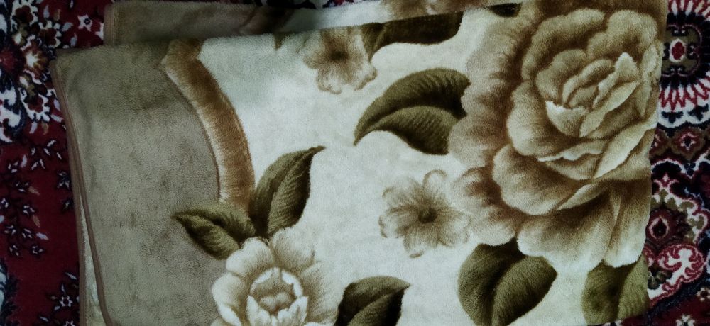 Одеяло теплое в хорошем состоянии