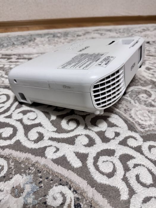 Проектор EPSON 50000тг