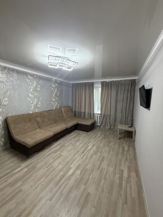 Сдам квартиру район  Универсам Бак -бак