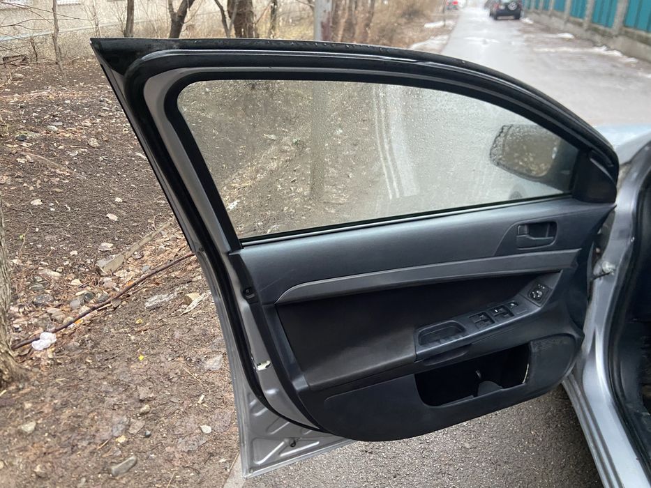 Lancer 2010 года 1.5