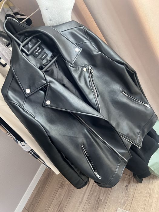 Кожанка. Куртка. Кожанная