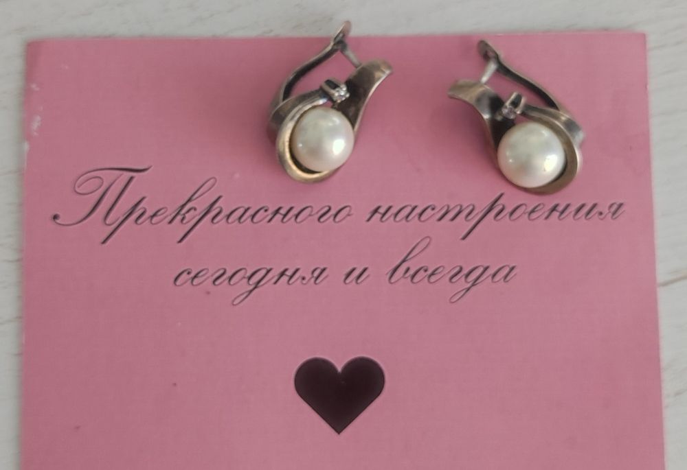 Продам серьги, наборы,