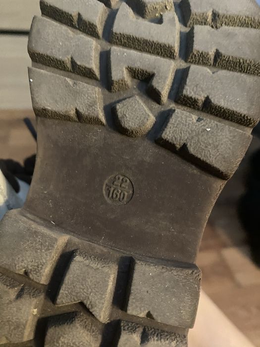 Детские осенние ботинки