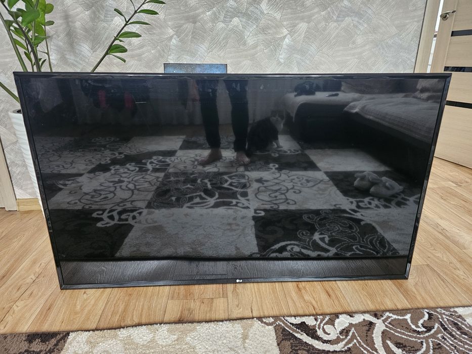 Продам телевизор,  на запчасти