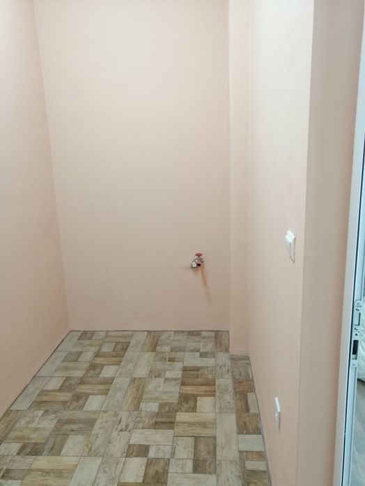 Дава се под наем Магазин в Стара Загора, Три чучура - север - 68 кв.м за 255 € - Снимка #4