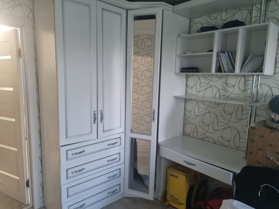 Продам шкаф для предметов