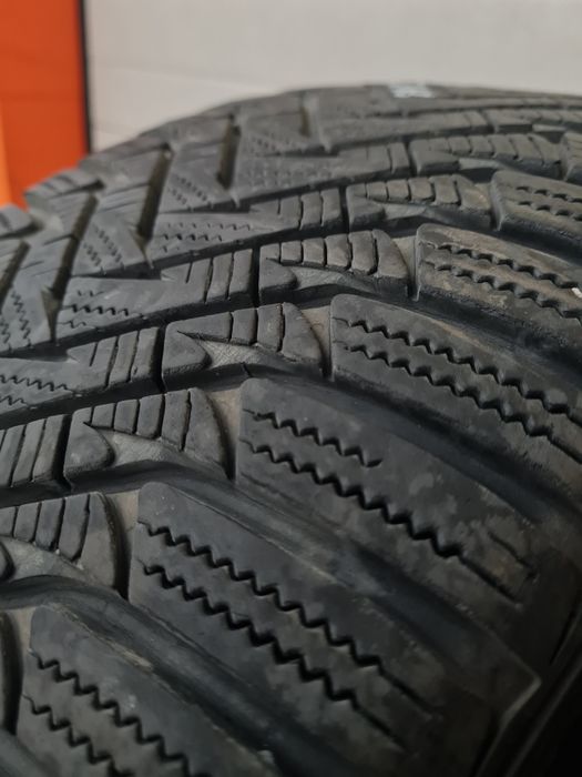 Зимни гуми 2 броя LAUFEN IFit 245 45 R18 дот 4121