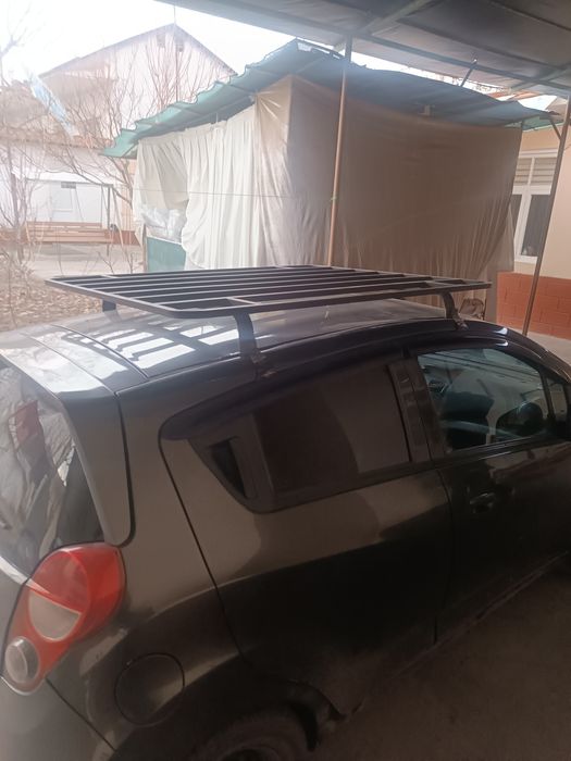 Tomga Bagajnik Spark na krishu