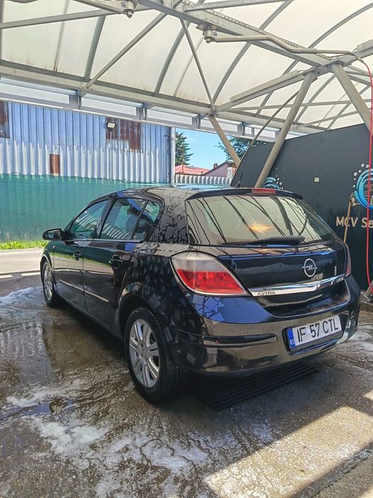 Opel Astra H 1.7