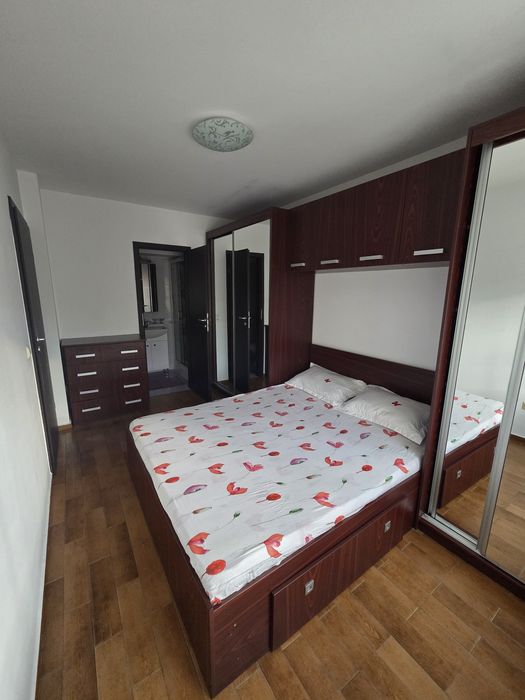 Inchiriez apartament cu 3 camere bloc  Privilege