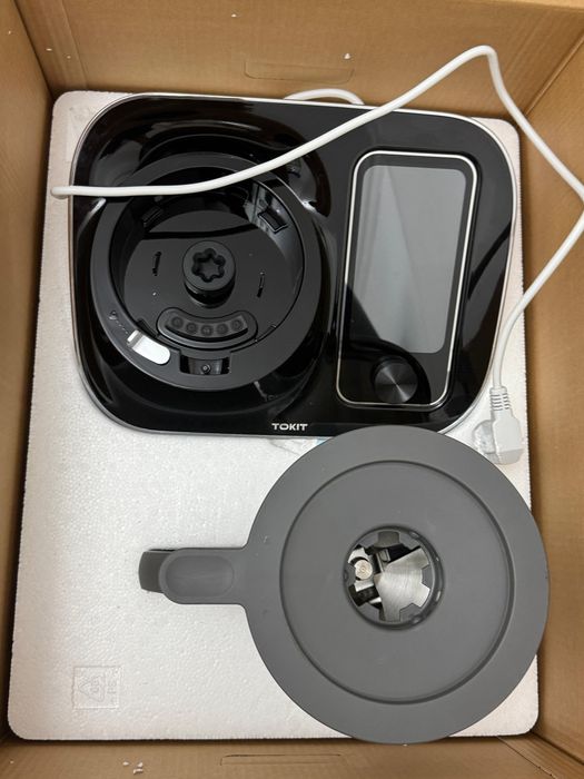 Кухонный комбайн TOKIT Premium Set