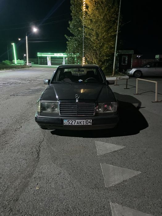 Мерседес 124 2.0д