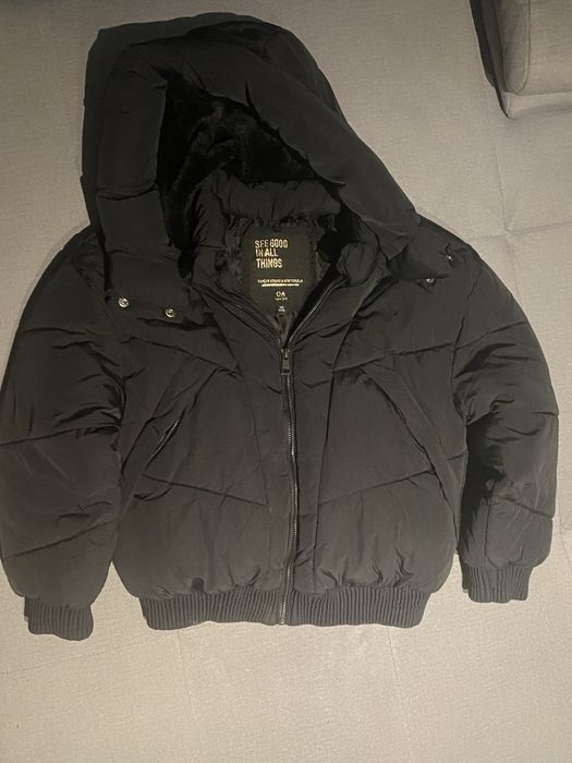 Geaca pufer neagra scurta 11 ani