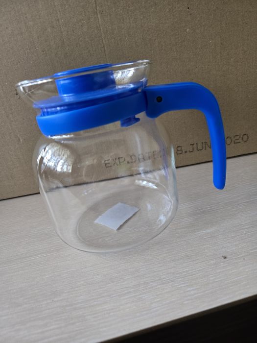 Стъклена кана,вместимост 1.2 Л