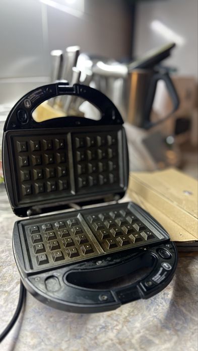 Мультипекарь REDMOND