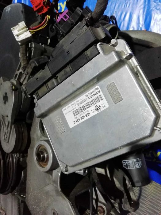 AZM Volkswagen Двигатель ДВС