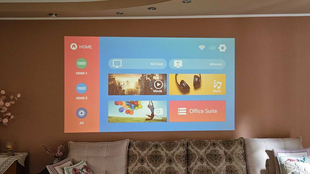 Proiector SureWheel-FULL HD, LED 13000 Lumeni - Un cadou de Craciun