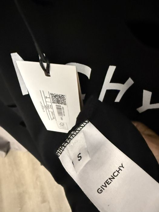 Tricou GIVENCHY super calitate