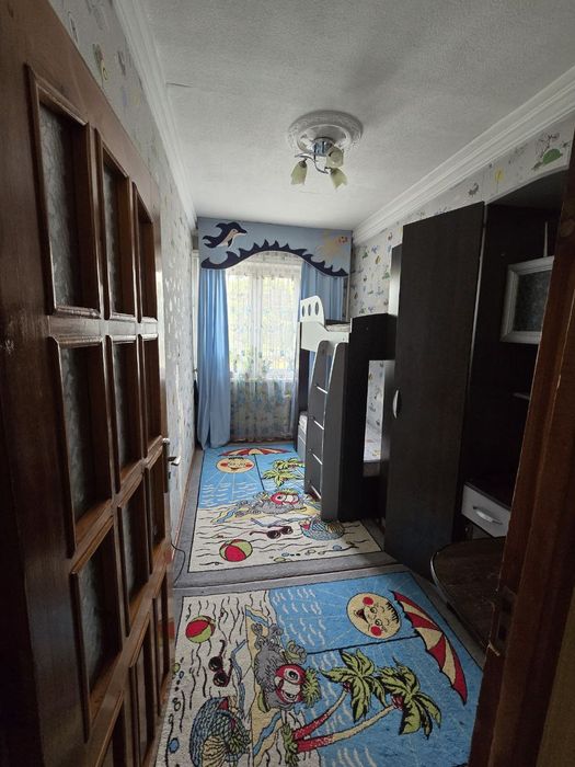 Аренда Квартира Чорсу Гулобод 3 хона 1 етаж оилага берилади