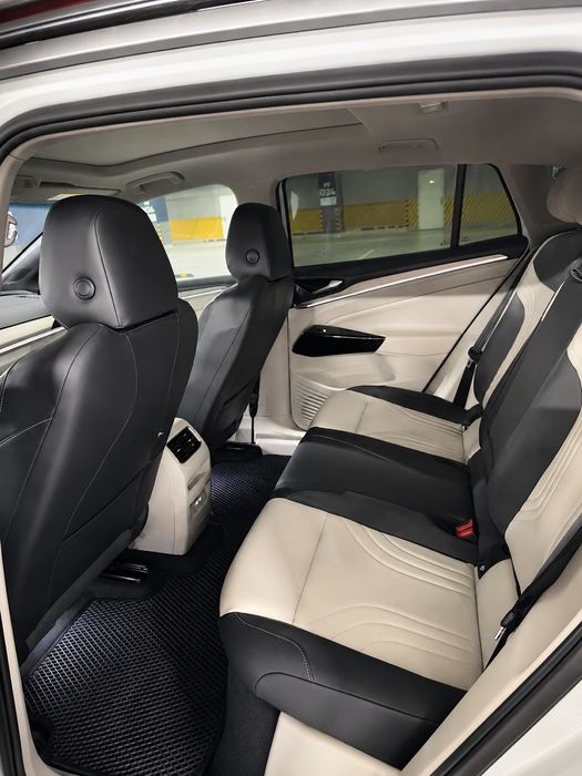 Volkswagen ID.4 crozz Pro Full 2021, белый салон, 360 камера, Head-Up