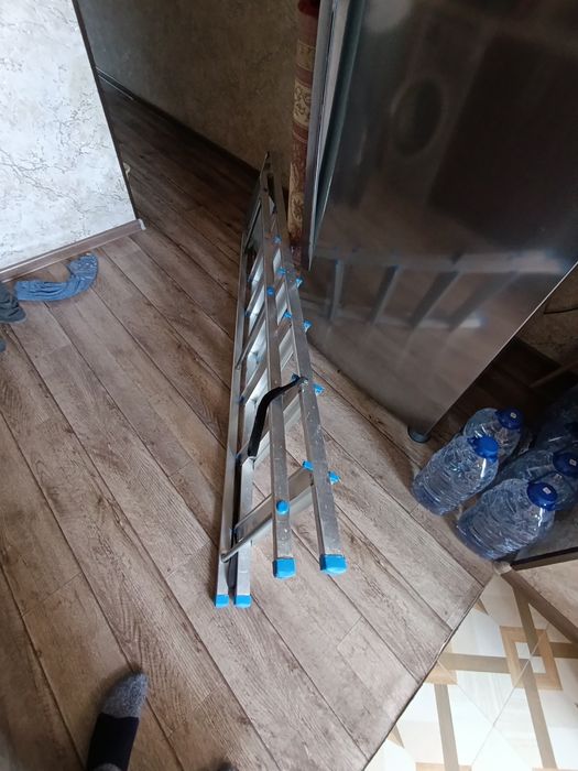 стремянка алюминиевая