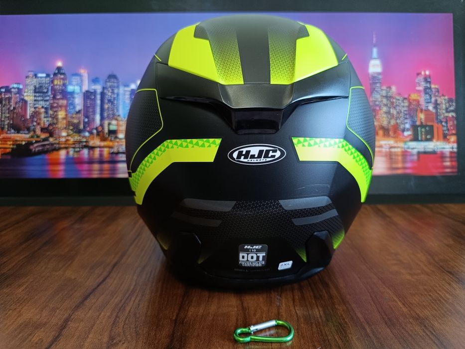 Мото шлем от бренда HJC i 10