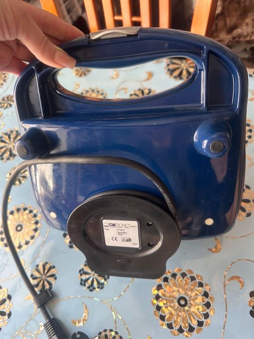 Сэндвичница продается