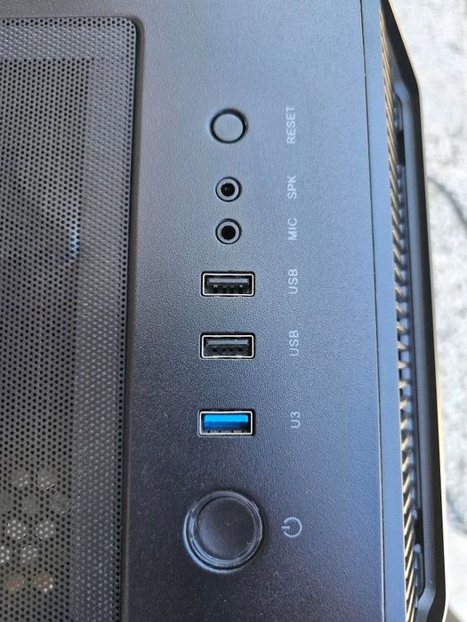 Настолен геймърски компютър