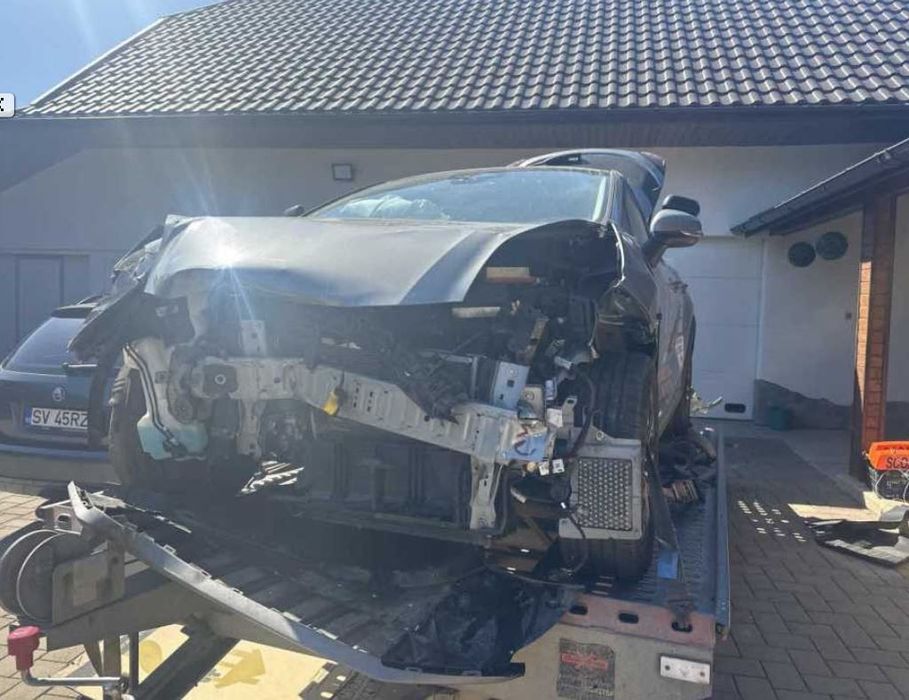 Vând ford puma 2024 avariat