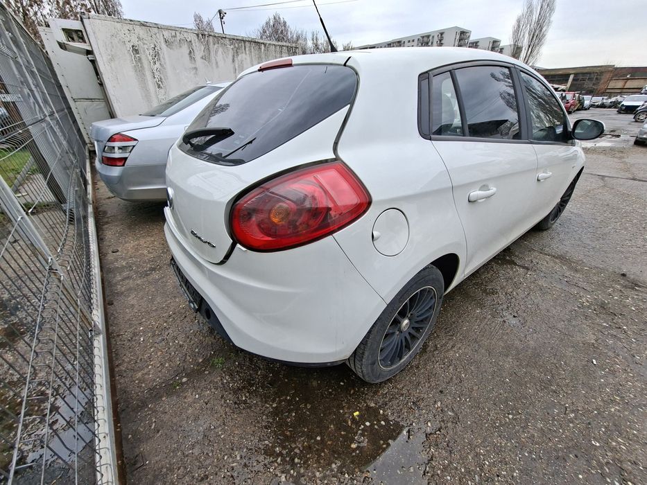 Dezmembrez Fiat Bravo 1.4B 2008 198 A4 000