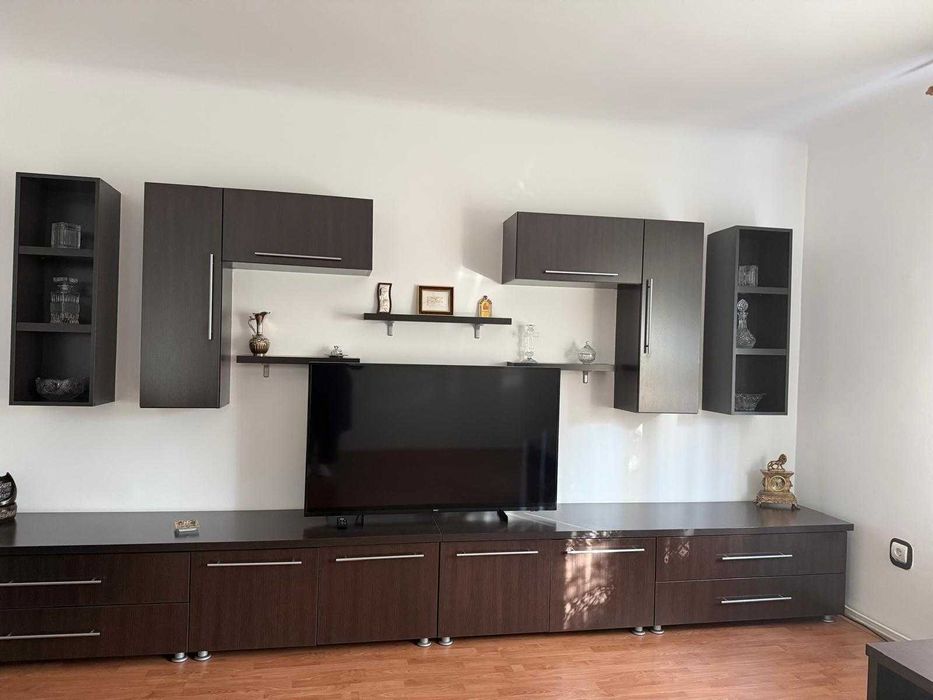 Mobila living/de sufragerie